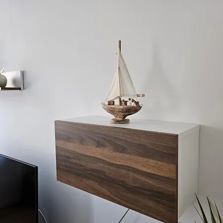 Apartment Schöne Große 79m2 Und 2 Bäder, Zentrumnah, 2og *