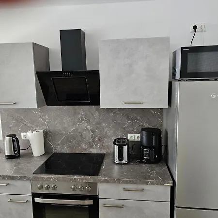 Schoene Grosse 79m2 Und 2 Baeder, Zentrumnah, 2og Apartment