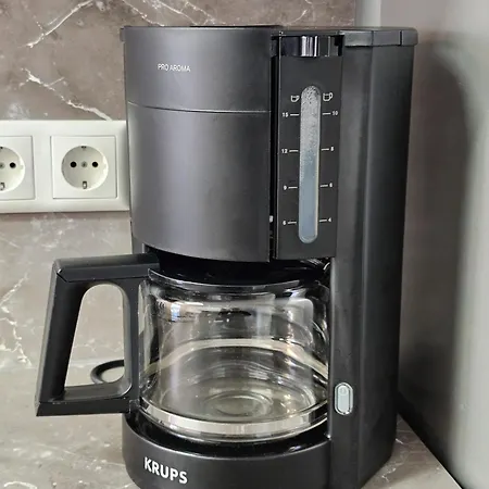 Schoene Grosse 79m2 Und 2 Baeder, Zentrumnah, 2og *