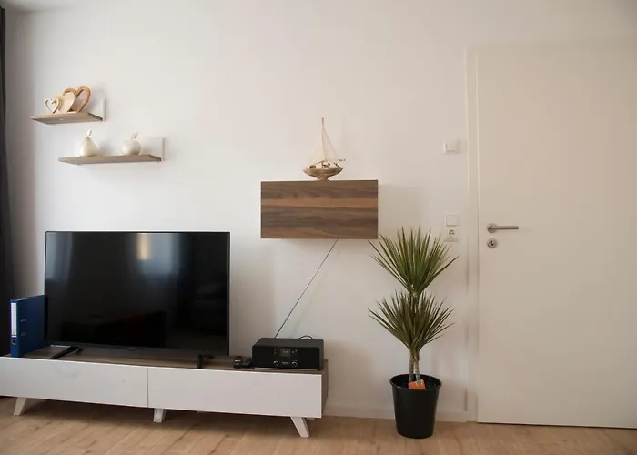 Apartamento Schoene Grosse 79m2 Und 2 Baeder, Zentrumnah, 2og *